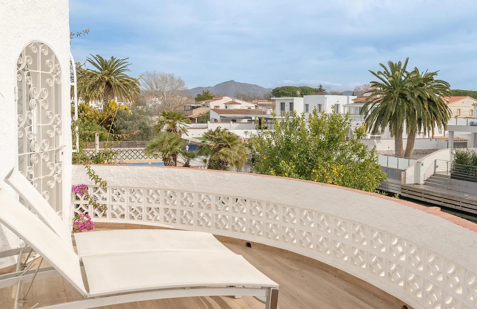 Welcs Casa 122 Emp Con Piscina Y Cerca Del Canal Empuriabrava Španělsko